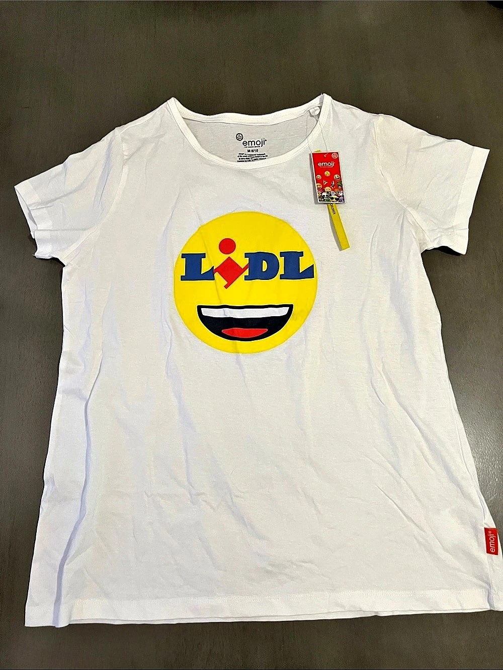 emoji Lidl emoji smiley graphic tee women’s Size Medium Graphic Tee NWT
